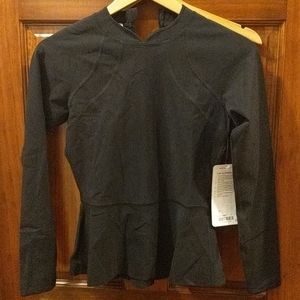 Lululemon free to paddle black rashie